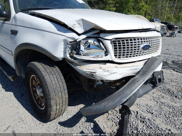 Продажа на аукционе авто 2002 Ford Expedition Xlt, vin: 1FMPU16L22LA55248, номер лота: 44873001