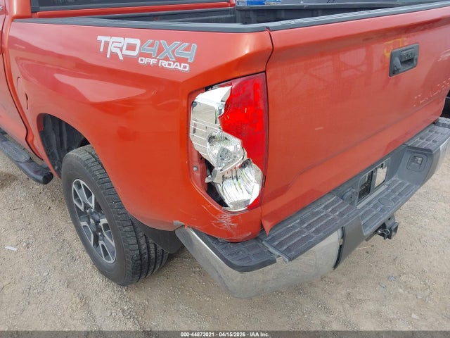2018 Toyota Tundra Sr5 5.7l V8 მანქანა იყიდება აუქციონზე, vin: 5TFDY5F14JX754924, აუქციონის ნომერი: 44873021