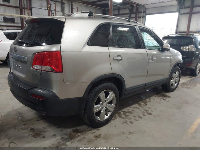 44873074 :رقم المزاد ، 5XYKU4A60DG346864 vin ، 2013 Kia Sorento Ex مزاد بيع