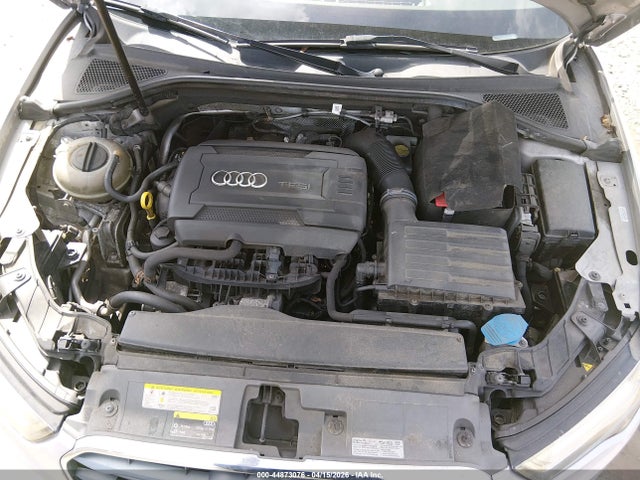 44873076 :رقم المزاد ، WAUEFGFF2F1012613 vin ، 2015 Audi A3 2.0t Premium مزاد بيع