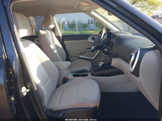 44873085 :رقم المزاد ، KNDJ23AU6P7839492 vin ، 2023 Kia Soul Lx مزاد بيع
