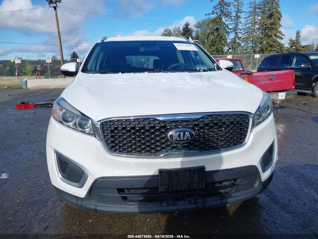 Продажа на аукционе авто 2017 Kia Sorento 3.3l Lx, vin: 5XYPGDA54HG189284, номер лота: 44873088