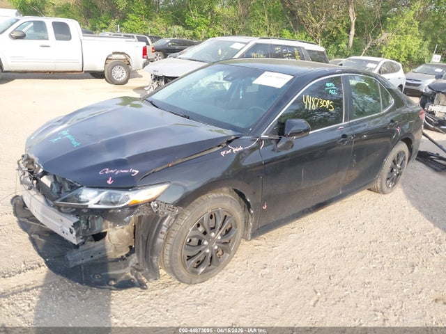 2020 Toyota Camry Le მანქანა იყიდება აუქციონზე, vin: 4T1C11AK3LU859625, აუქციონის ნომერი: 44873095