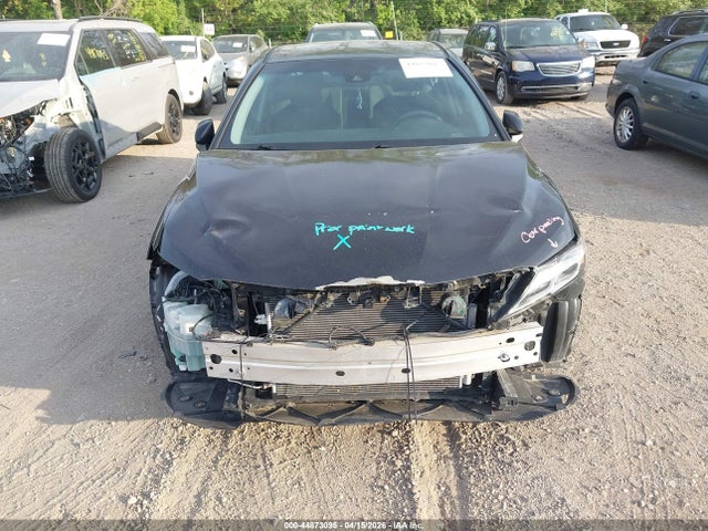 2020 Toyota Camry Le მანქანა იყიდება აუქციონზე, vin: 4T1C11AK3LU859625, აუქციონის ნომერი: 44873095