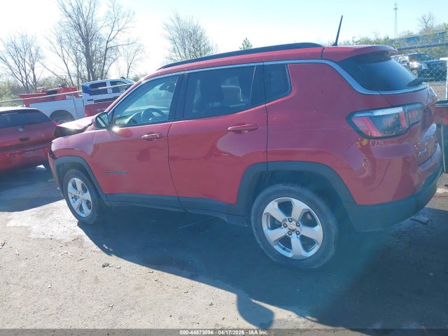 2018 Jeep Compass Latitude 4x4 მანქანა იყიდება აუქციონზე, vin: 3C4NJDBB9JT350384, აუქციონის ნომერი: 44873096