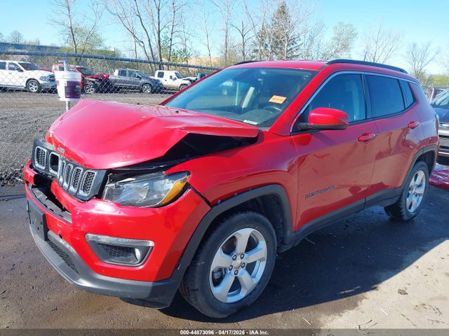 2018 Jeep Compass Latitude 4x4 მანქანა იყიდება აუქციონზე, vin: 3C4NJDBB9JT350384, აუქციონის ნომერი: 44873096