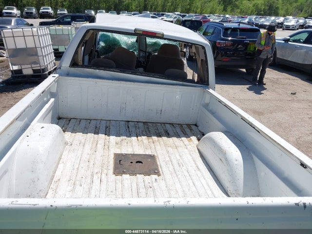44873114 :رقم المزاد ، 1GCEC19R9WR138368 vin ، 1998 Chevrolet C1500 Fleetside مزاد بيع