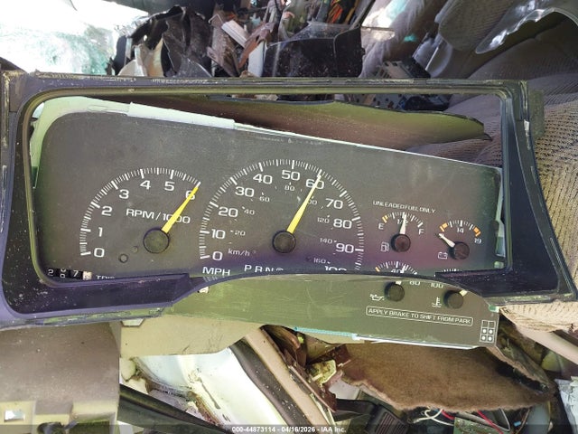 44873114 :رقم المزاد ، 1GCEC19R9WR138368 vin ، 1998 Chevrolet C1500 Fleetside مزاد بيع
