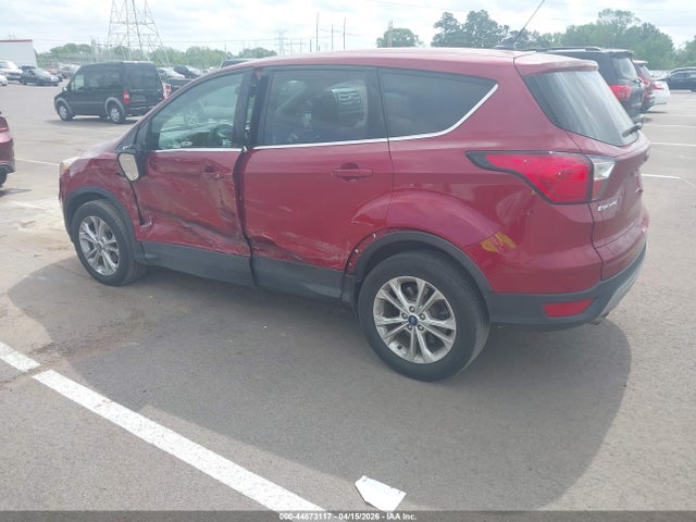 44873117 :رقم المزاد ، 1FMCU0GD0KUA87674 vin ، 2019 Ford Escape Se مزاد بيع