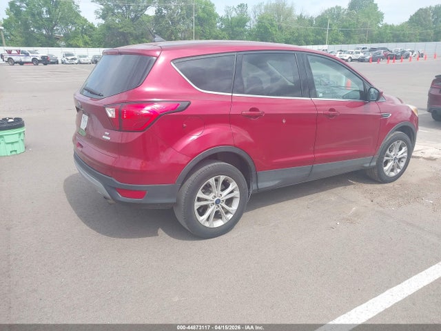 44873117 :رقم المزاد ، 1FMCU0GD0KUA87674 vin ، 2019 Ford Escape Se مزاد بيع