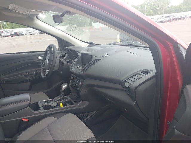 44873117 :رقم المزاد ، 1FMCU0GD0KUA87674 vin ، 2019 Ford Escape Se مزاد بيع