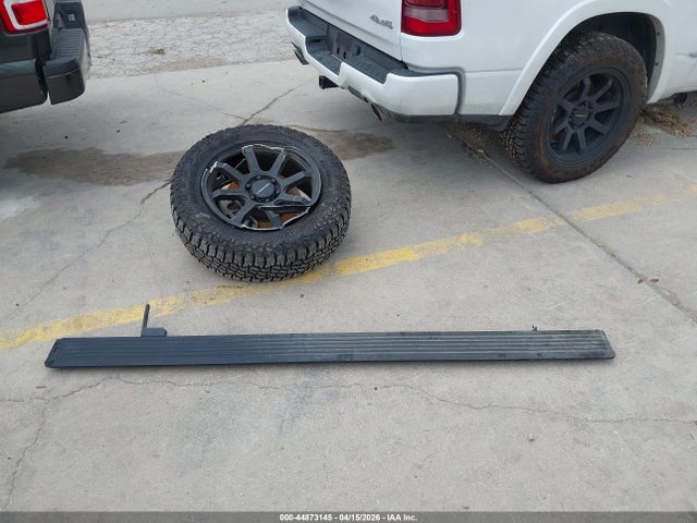 Продажа на аукционе авто 2022 Ram 1500 Limited  4x4 5'7 Box, vin: 1C6SRFHT3NN453840, номер лота: 44873145
