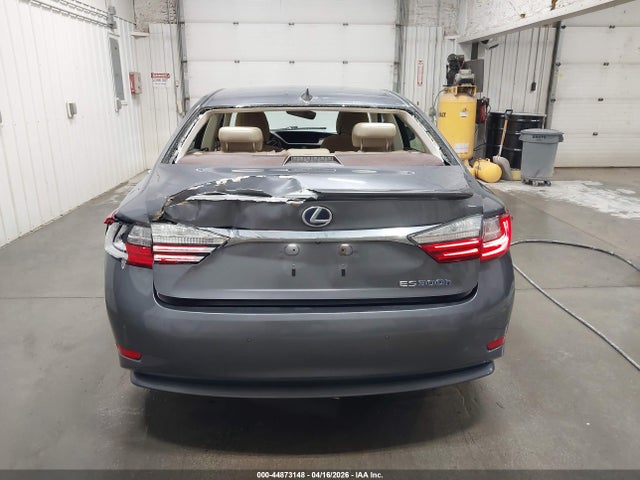 44873148 :رقم المزاد ، JTHBW1GG6G2117191 vin ، 2016 Lexus Es 300h مزاد بيع