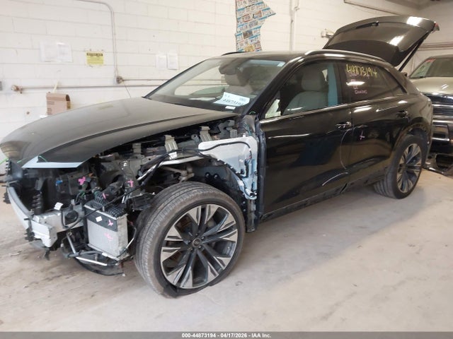 WA1EVBF18SD000224 Audi Q8 Premium Plus 55 Tfsi Quattro