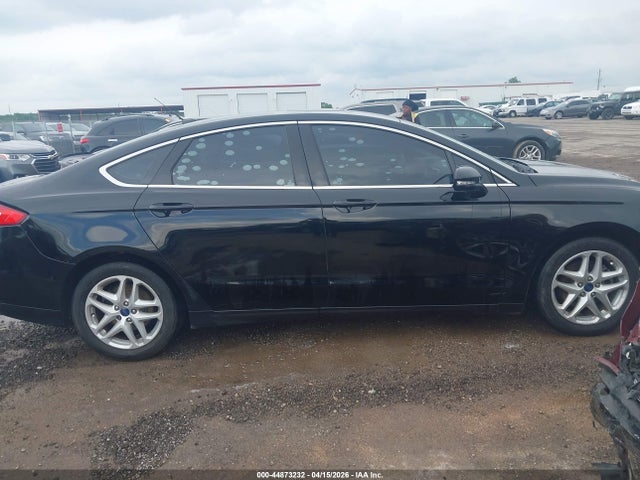 44873232 :رقم المزاد ، 3FA6P0HDXGR175465 vin ، 2016 Ford Fusion Se مزاد بيع
