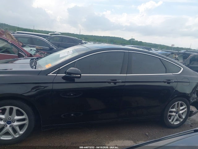 44873232 :رقم المزاد ، 3FA6P0HDXGR175465 vin ، 2016 Ford Fusion Se مزاد بيع