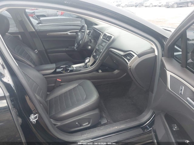 44873232 :رقم المزاد ، 3FA6P0HDXGR175465 vin ، 2016 Ford Fusion Se مزاد بيع