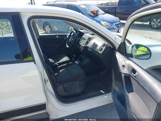 Aukcja sprzedaży 2012 Volkswagen Tiguan S, vin: WVGCV7AX6CW510627, numer aukcji: 44873234