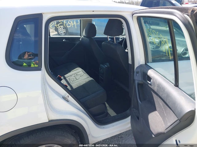 Aukcja sprzedaży 2012 Volkswagen Tiguan S, vin: WVGCV7AX6CW510627, numer aukcji: 44873234
