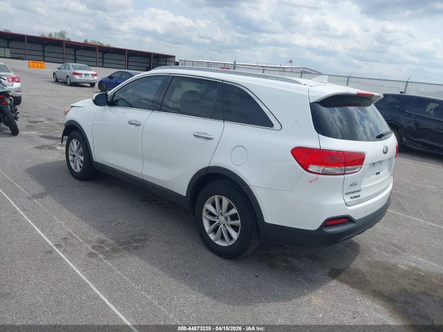 44873238 :رقم المزاد ، 5XYPG4A32JG415908 vin ، 2018 Kia Sorento 2.4l Lx مزاد بيع