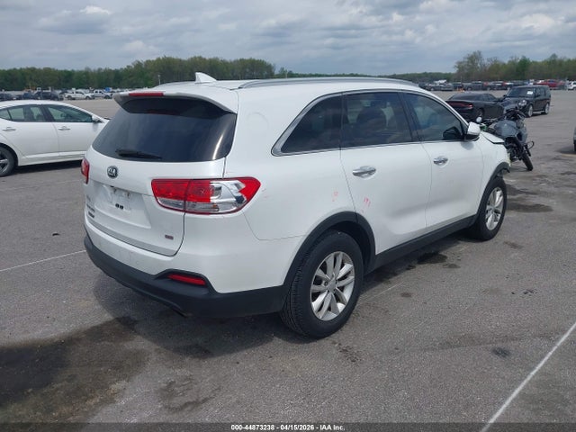44873238 :رقم المزاد ، 5XYPG4A32JG415908 vin ، 2018 Kia Sorento 2.4l Lx مزاد بيع