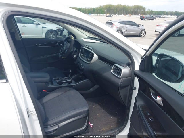 44873238 :رقم المزاد ، 5XYPG4A32JG415908 vin ، 2018 Kia Sorento 2.4l Lx مزاد بيع