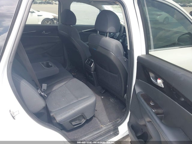 44873238 :رقم المزاد ، 5XYPG4A32JG415908 vin ، 2018 Kia Sorento 2.4l Lx مزاد بيع