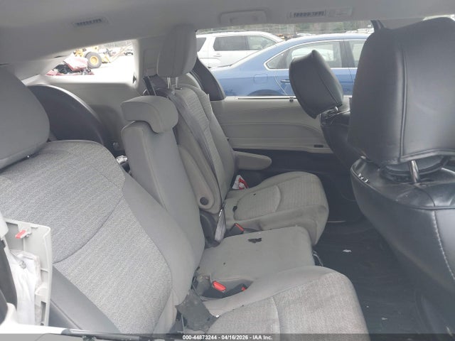 5TDKSKFC9MS010125 Toyota SIENNA LE