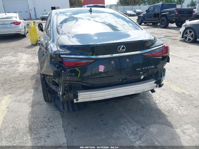 44873249 :رقم المزاد ، 58AD11D14MU004739 vin ، 2021 Lexus Es 250 مزاد بيع