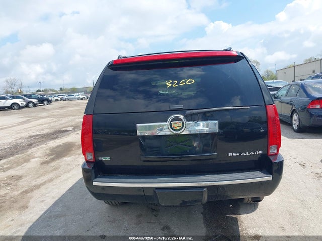 Продажа на аукционе авто 2011 Cadillac Escalade Luxury, vin: 1GYS4BEF4BR226685, номер лота: 44873250