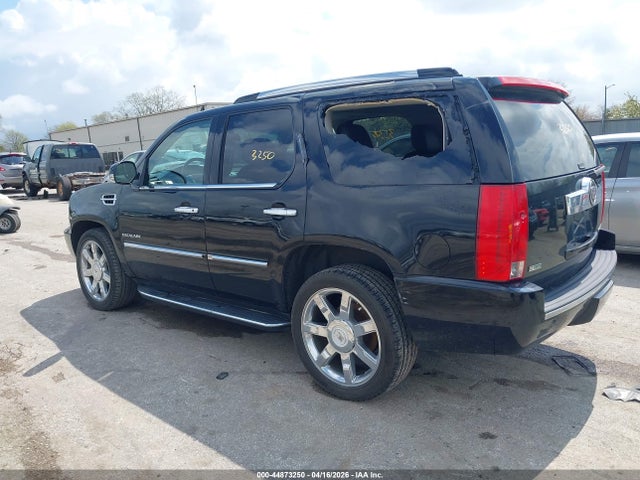Продажа на аукционе авто 2011 Cadillac Escalade Luxury, vin: 1GYS4BEF4BR226685, номер лота: 44873250