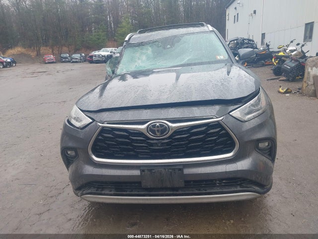 Продажа на аукционе авто 2020 Toyota Highlander Platinum, vin: 5TDFZRBH7LS019413, номер лота: 44873251