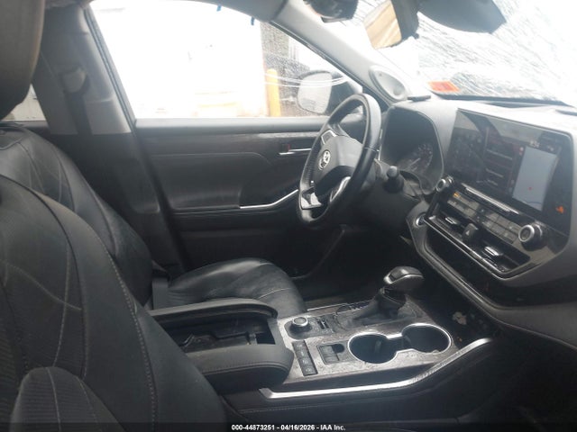 Продажа на аукционе авто 2020 Toyota Highlander Platinum, vin: 5TDFZRBH7LS019413, номер лота: 44873251