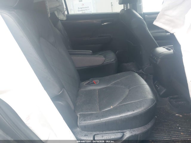 Продажа на аукционе авто 2020 Toyota Highlander Platinum, vin: 5TDFZRBH7LS019413, номер лота: 44873251