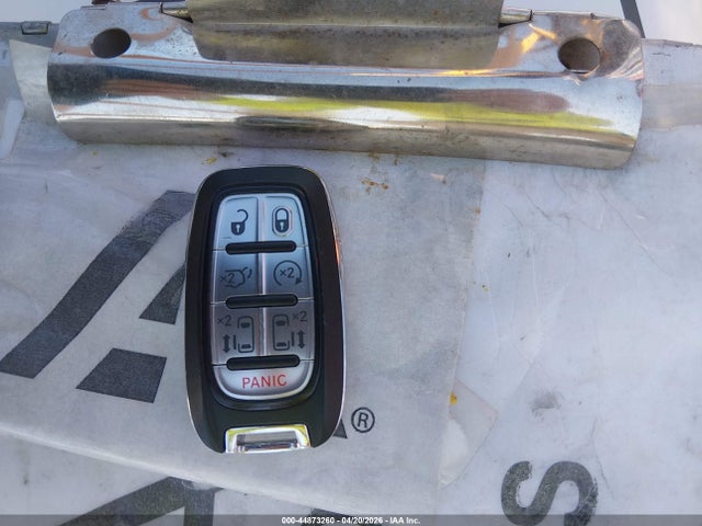 Продаж на аукціоні авто 2018 Chrysler Pacifica Limited, vin: 2C4RC1GG7JR131568, номер лоту: 44873260