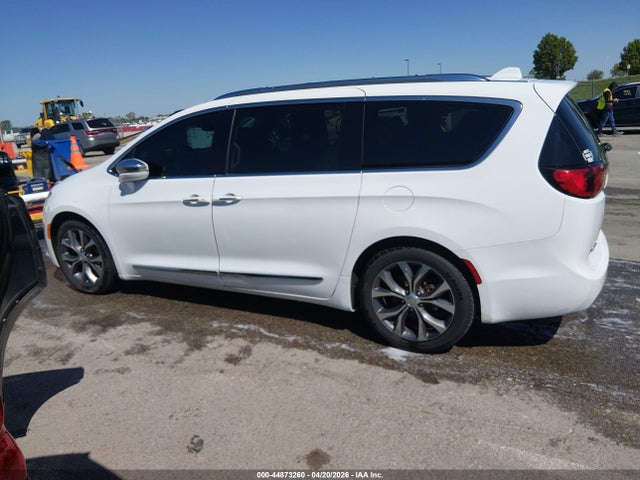 Продаж на аукціоні авто 2018 Chrysler Pacifica Limited, vin: 2C4RC1GG7JR131568, номер лоту: 44873260