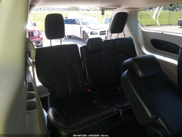 Продаж на аукціоні авто 2018 Chrysler Pacifica Limited, vin: 2C4RC1GG7JR131568, номер лоту: 44873260