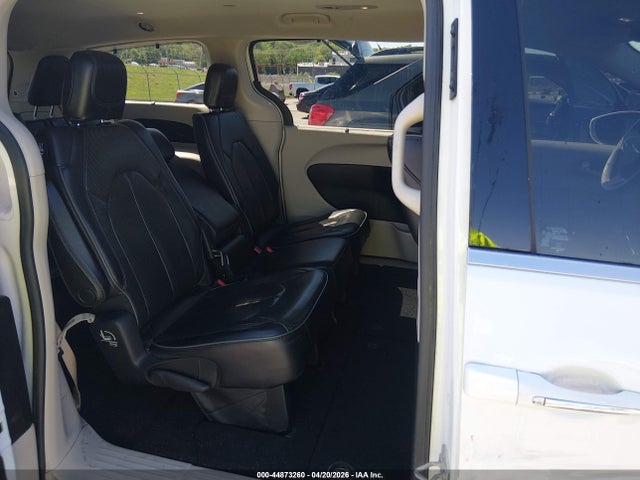 Продаж на аукціоні авто 2018 Chrysler Pacifica Limited, vin: 2C4RC1GG7JR131568, номер лоту: 44873260