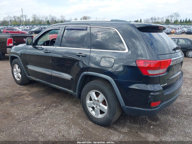 2011 JEEP GRAND CHEROKEE 1J4RR4GG8BC642128 Photo 2