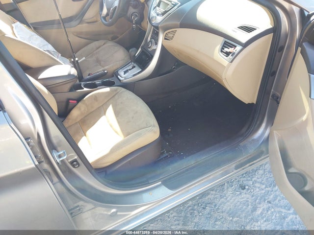 Продажа на аукционе авто 2012 Hyundai Elantra Gls, vin: 5NPDH4AE3CH099559, номер лота: 44873289