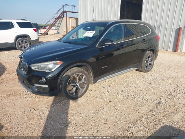 BMW X1 Xdrive28i 2016 WBXHT3Z33G4A48156 Image 2