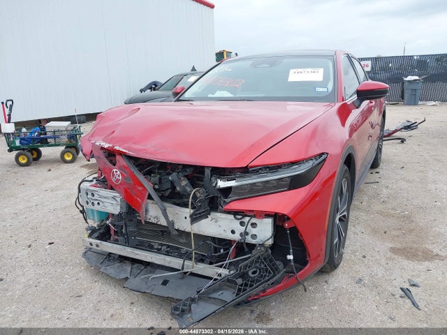 44873302 :رقم المزاد ، JTDAAAAF2P3008846 vin ، 2023 Toyota Crown Limited مزاد بيع