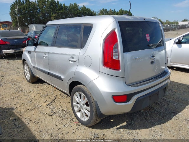 2012 KIA SOUL KNDJT2A66C7412591 Photo 2