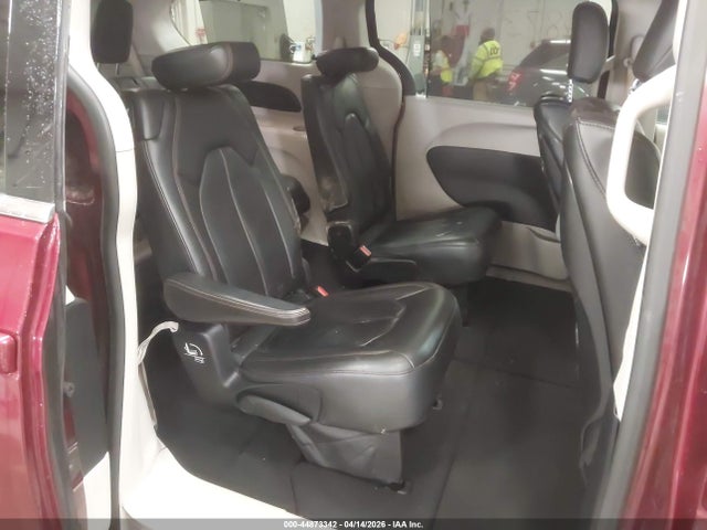 Продажа на аукционе авто 2017 Chrysler Pacifica Touring-l Plus, vin: 2C4RC1EG2HR760054, номер лота: 44873342