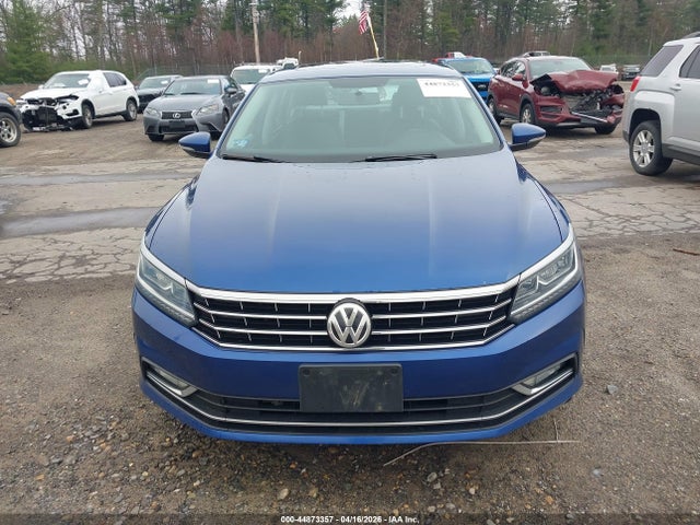 1VWBT7A39GC053951 Volkswagen Passat 1.8t Se