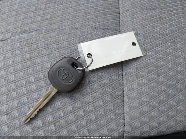 4T1BF1FK1EU460382 Toyota CAMRY SE