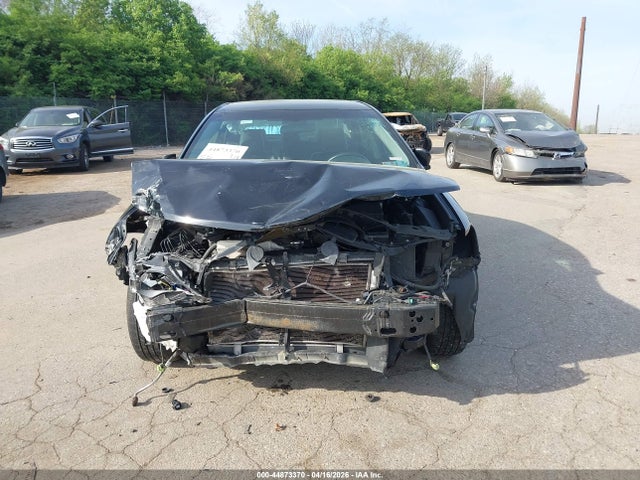 4T1BF1FK1EU460382 Toyota CAMRY SE
