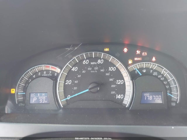 4T1BF1FK1EU460382 Toyota CAMRY SE