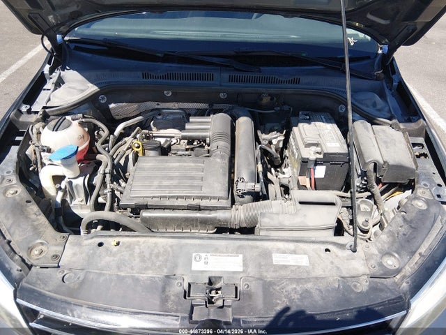 3VW267AJ7GM401525 Volkswagen Jetta 1.4t S