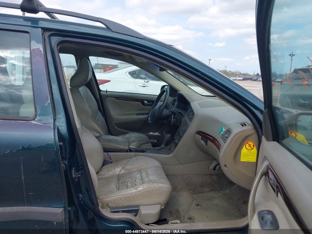 Aukcja sprzedaży 2001 Volvo V70 T5, vin: YV1SW53D412072189, numer aukcji: 44873447